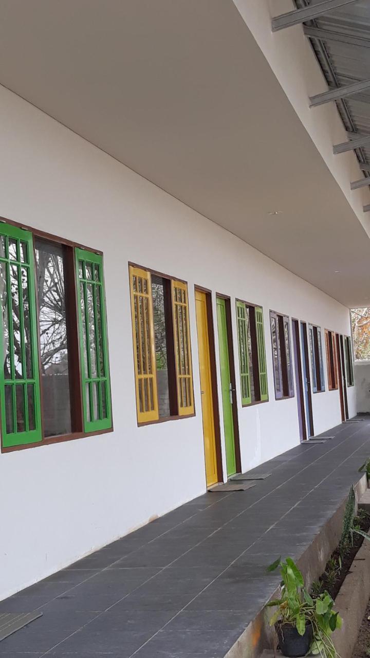 Bujang Lapuk Hostel Sekotong Exterior foto
